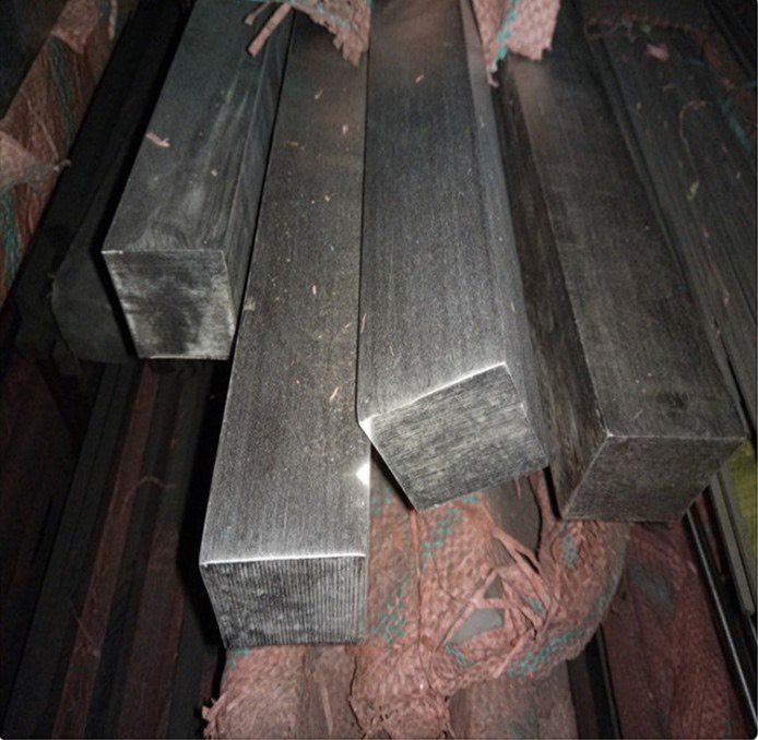 Inox vuông đặc unico 304